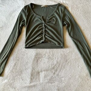 Active USA 3 long sleeved button down